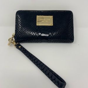 Black Michael Kors wristlet